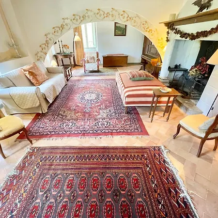 Fantastic Panoramic Views - Exc Villa, Pool Grounds - Pool House - 11 Guests * Spoleto